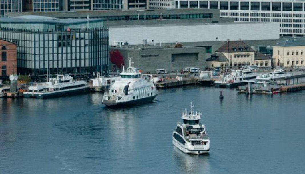 Oslo Havn tester norsk undervannsrobot for mudring ved Aker Brygge